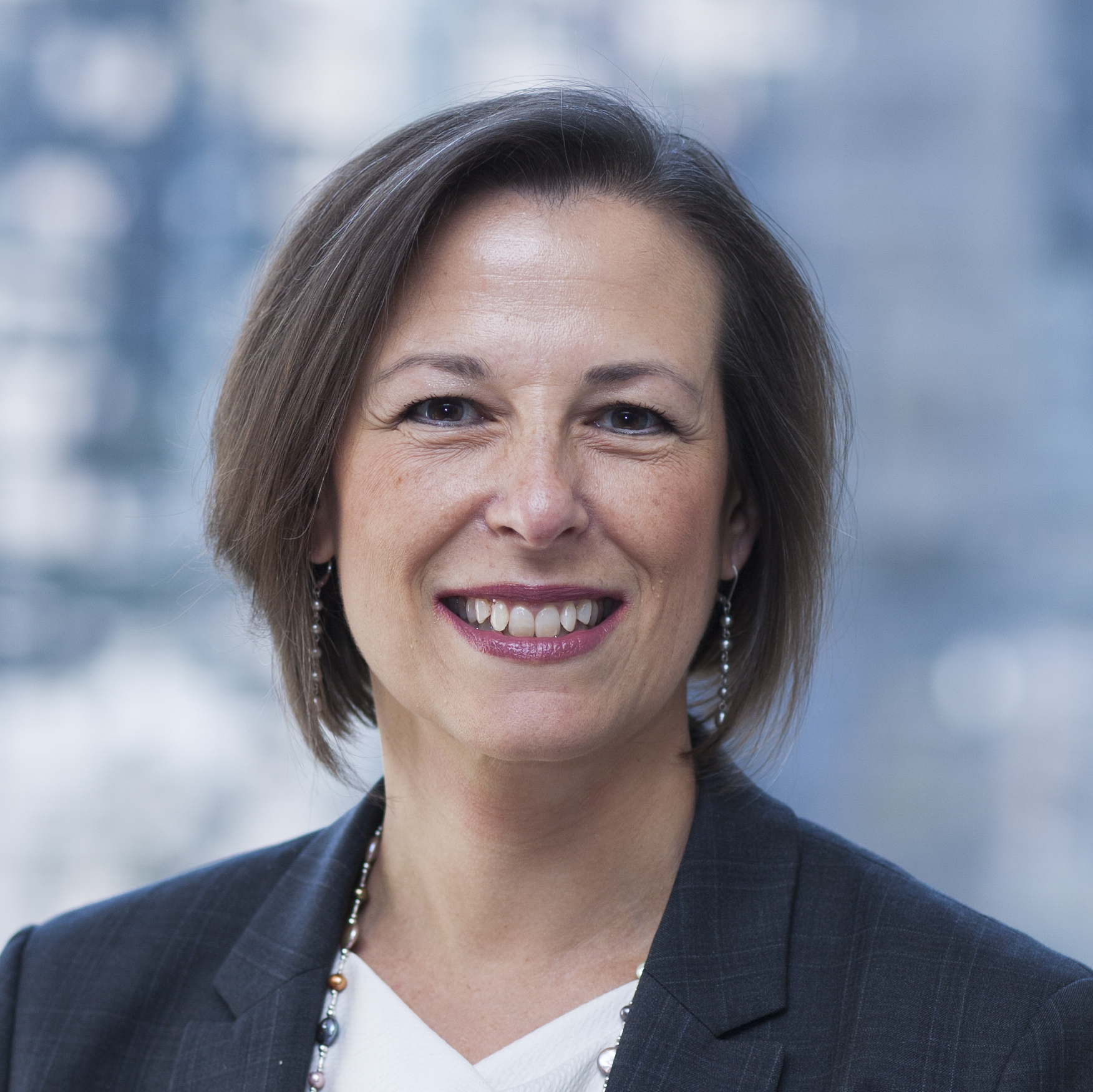 Cambridge’s Celia Dallas on the Death of 60/40, Geopolitical Risk and Inflation